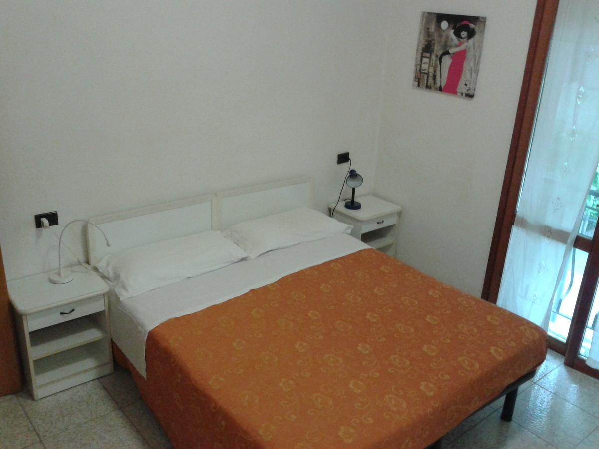 Residence Monaco Appartamenti ริมินี ห้อง รูปภาพ