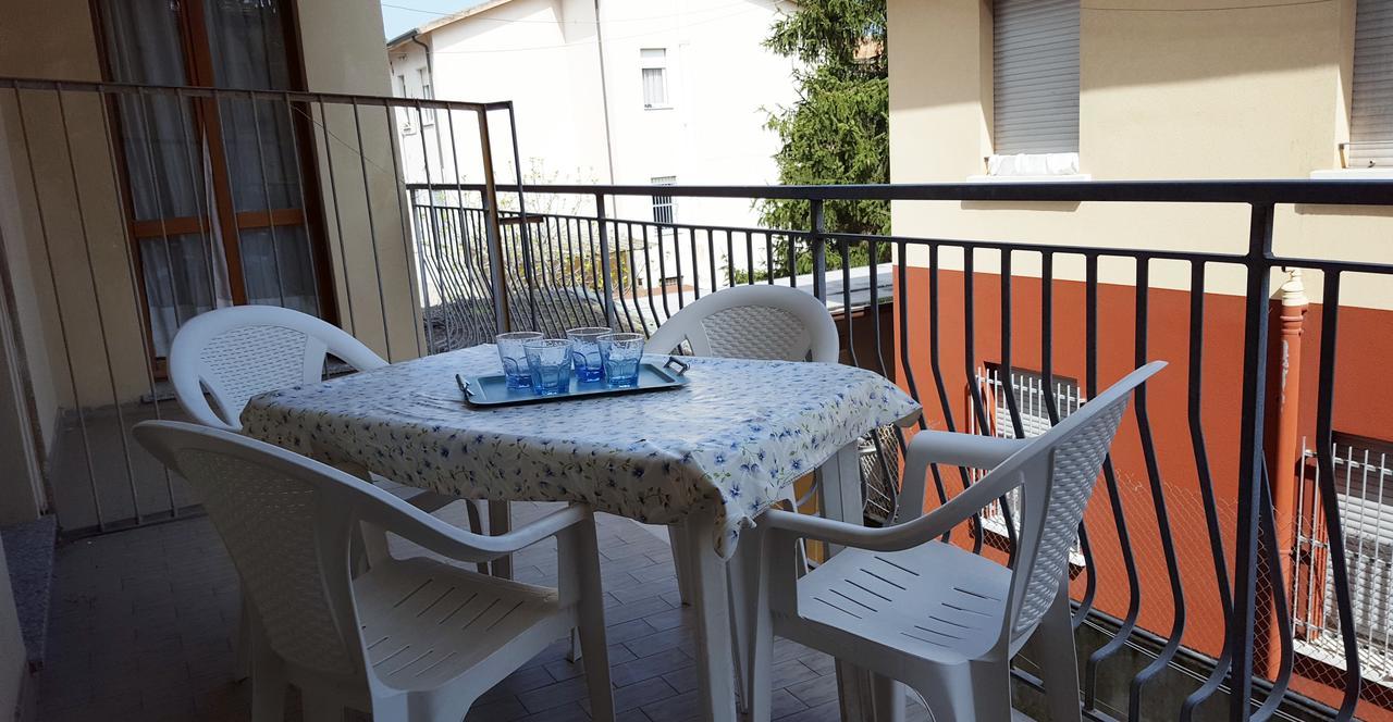 Residence Monaco Appartamenti ริมินี ภายนอก รูปภาพ