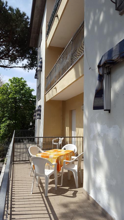 Residence Monaco Appartamenti ริมินี ภายนอก รูปภาพ